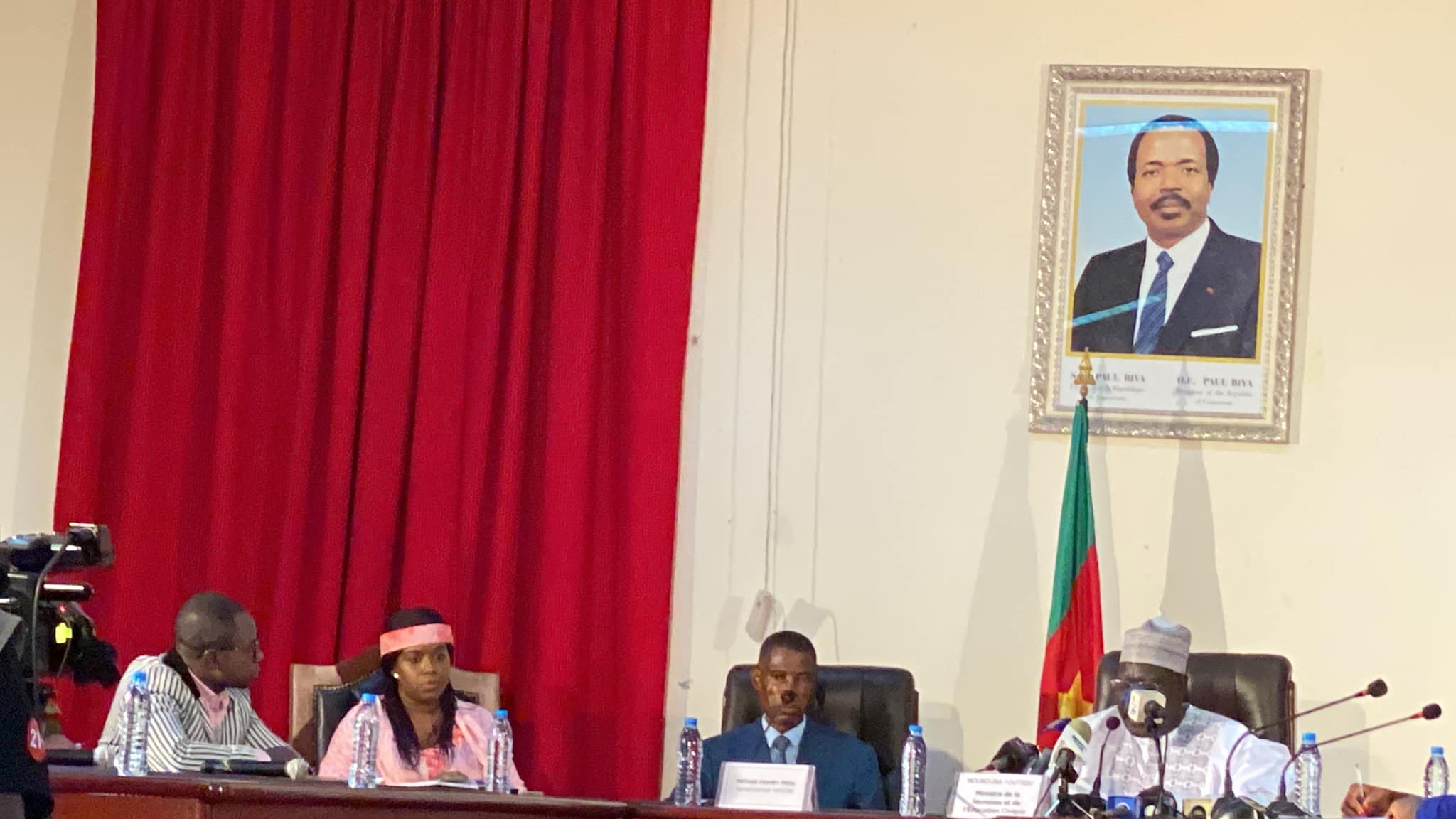 𝘾𝙊𝙈𝙈𝙐𝙉𝙄𝘾𝘼𝙏𝙄𝙊𝙉 𝘿𝙀 𝙈𝙊𝙉𝙎𝙄𝙀𝙐𝙍 Mounouna Foutsou Ministère de la Jeunesse et de l'Education Civique 237